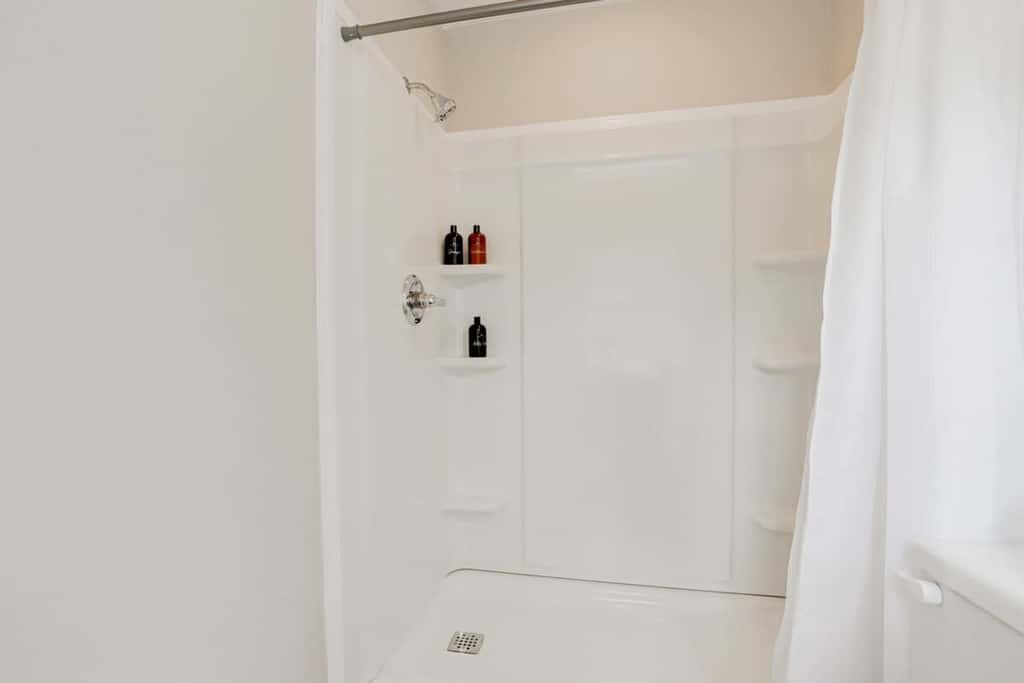 Mins to Lake Murray & Downtown! The Royal Retreat