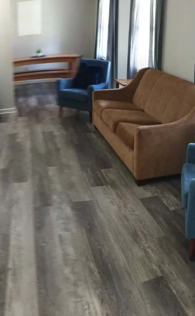 Mins to Lake Murray & Downtown! The Royal Retreat