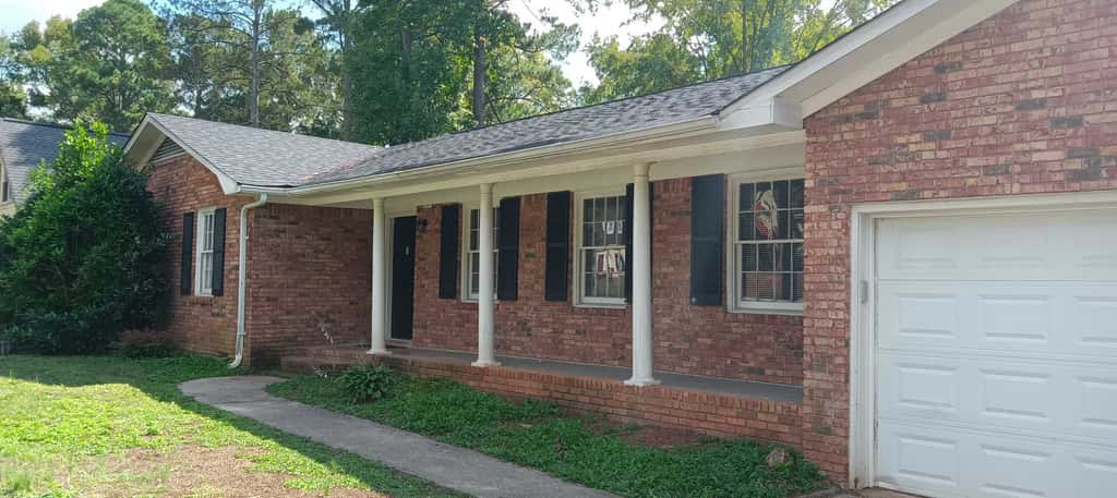 Mins to Lake Murray & Downtown! The Royal Retreat
