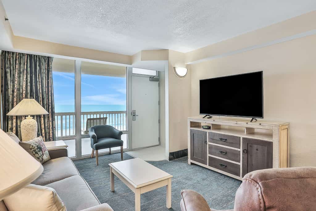 5th-Floor Oceanfront Retreat w/ Balcony & Resort Perks