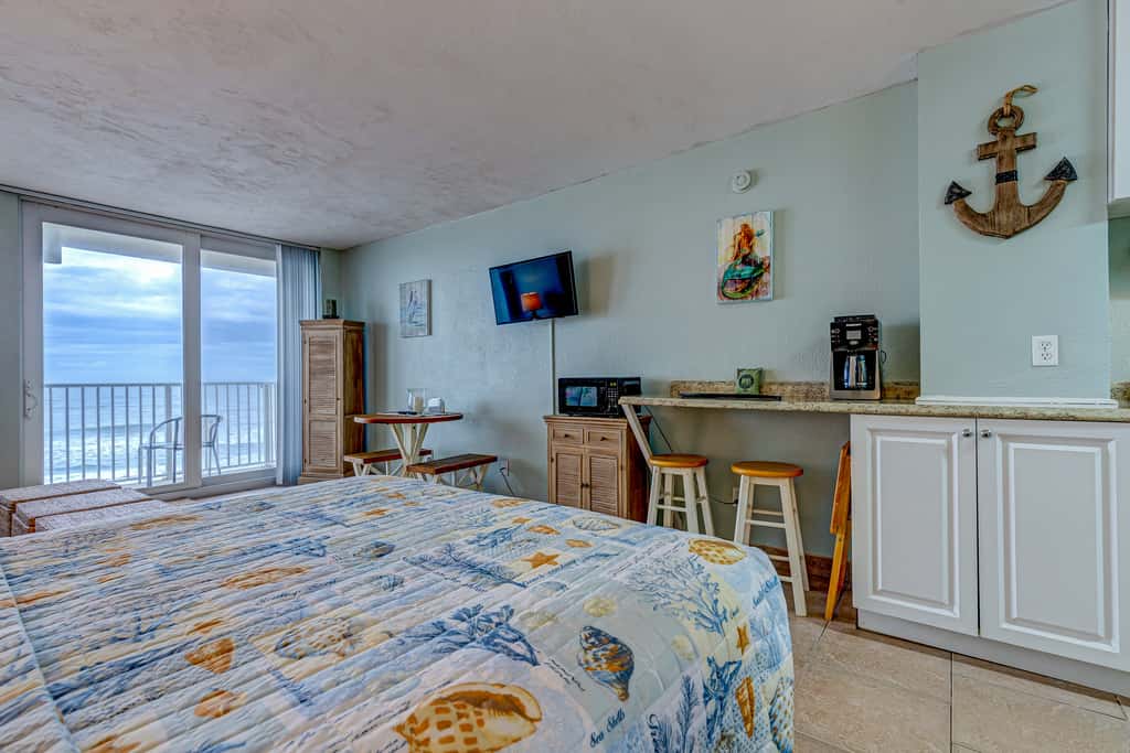 Harbour Beach Resort 612 - The Ocean Calls