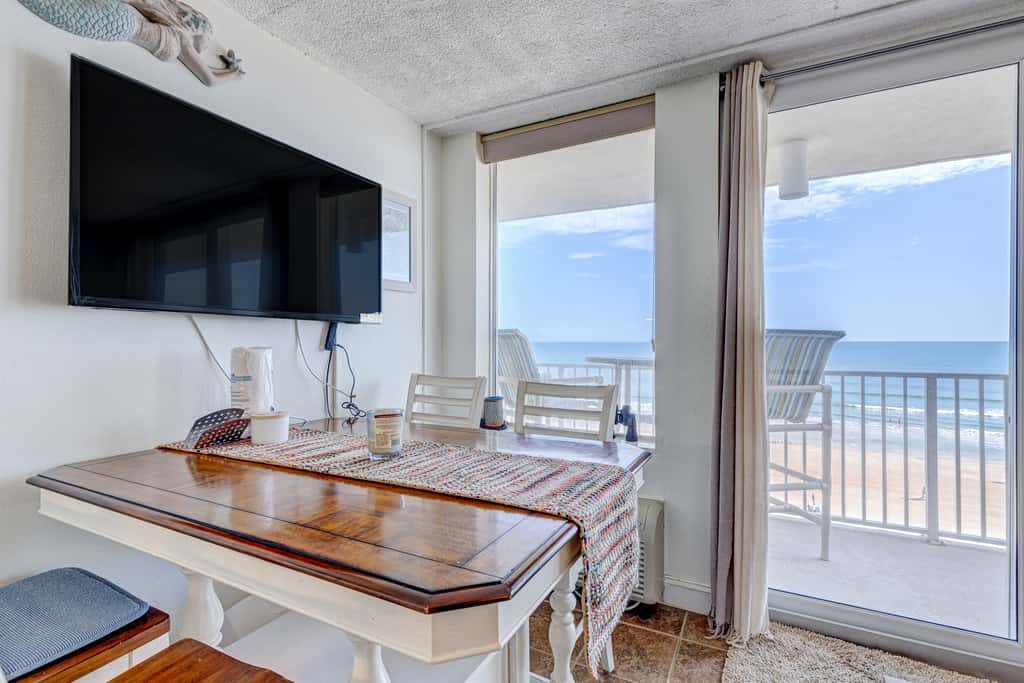 Harbour Beach Resort 611