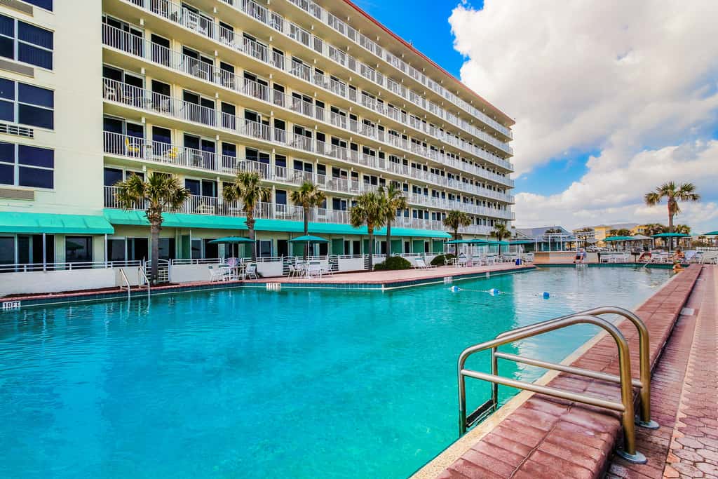 Harbour Beach Resort 611