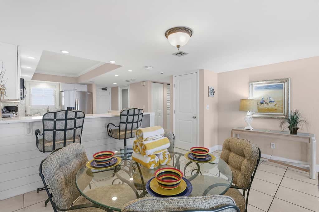 Shores Club 1002