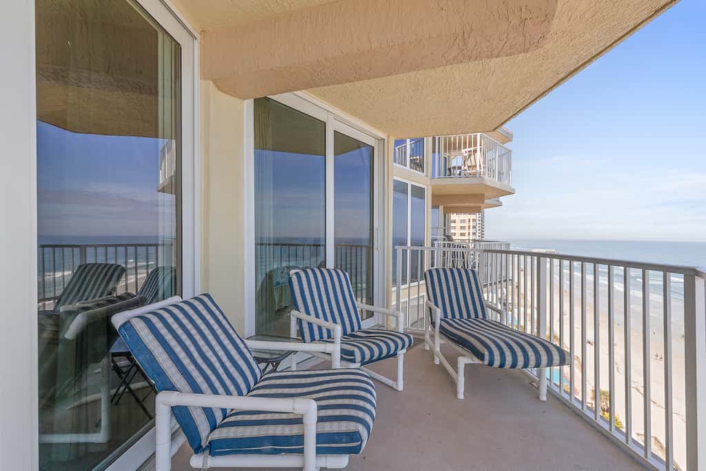 Shores Club 1002