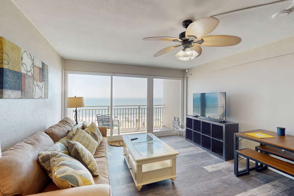 Private Balcony, Oceanfront Pool, Walk to Boardwalk & Pier