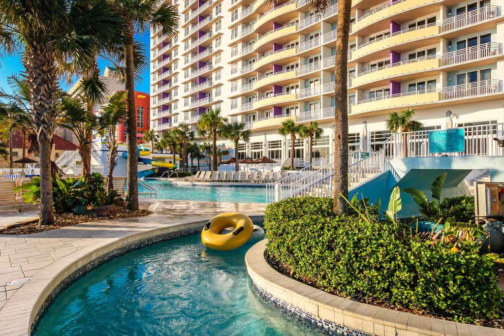 Spacious Oceanfront Condo w/ Pools, Lazy River & Steps to Boardwalk