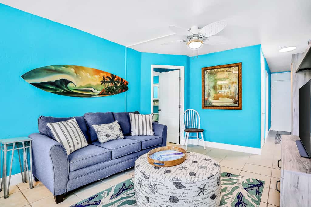 Ground Floor Oceanfront Condo with Pools & Easy Beach Access