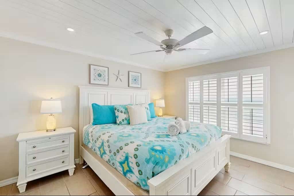 Oceanfront Condo w/ Balcony, Pool, & Direct Beach Access