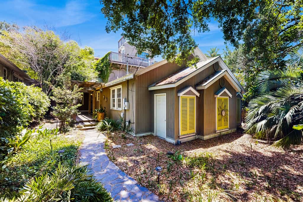Dog-Friendly Cottage by the Beach with Private Pool, Pool Spa, & Free WiFi