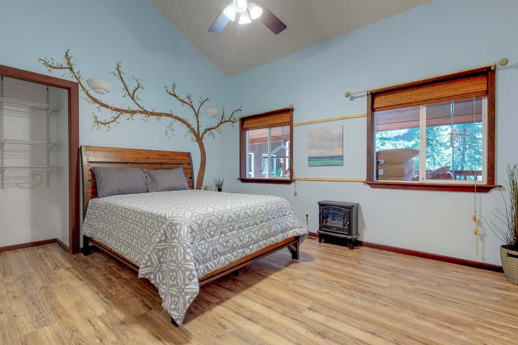 Tree-lined Home with Hot Tub, Firepit & Large Yard