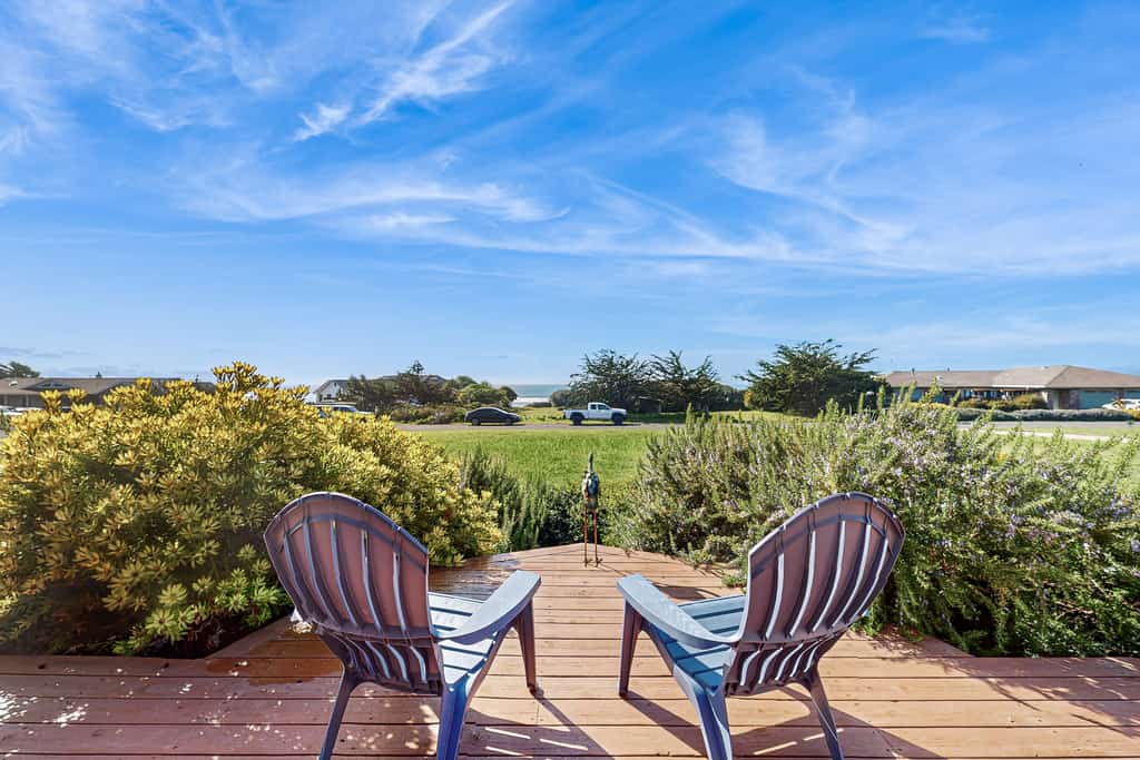 Rosebud Retreat
Find the perfect getaway on the Northern California Coast at this spacious Fort Bragg retreat, a 4,000-square-foot home on an acre of land right by the ocean! 