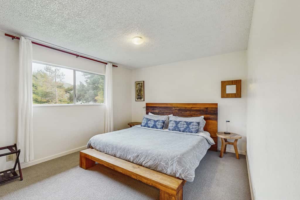 Charming Pet Friendly Cottage with Hot Tub