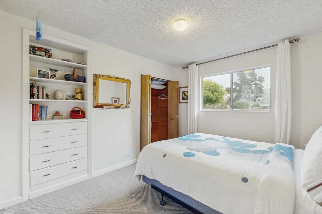 Charming Pet Friendly Cottage with Hot Tub