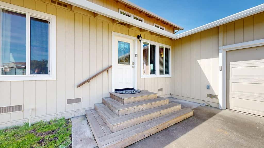 Dog Friendly Oceanfront Home with Hot Tub & Views