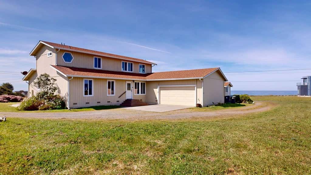 Dog Friendly Oceanfront Home with Hot Tub & Views
