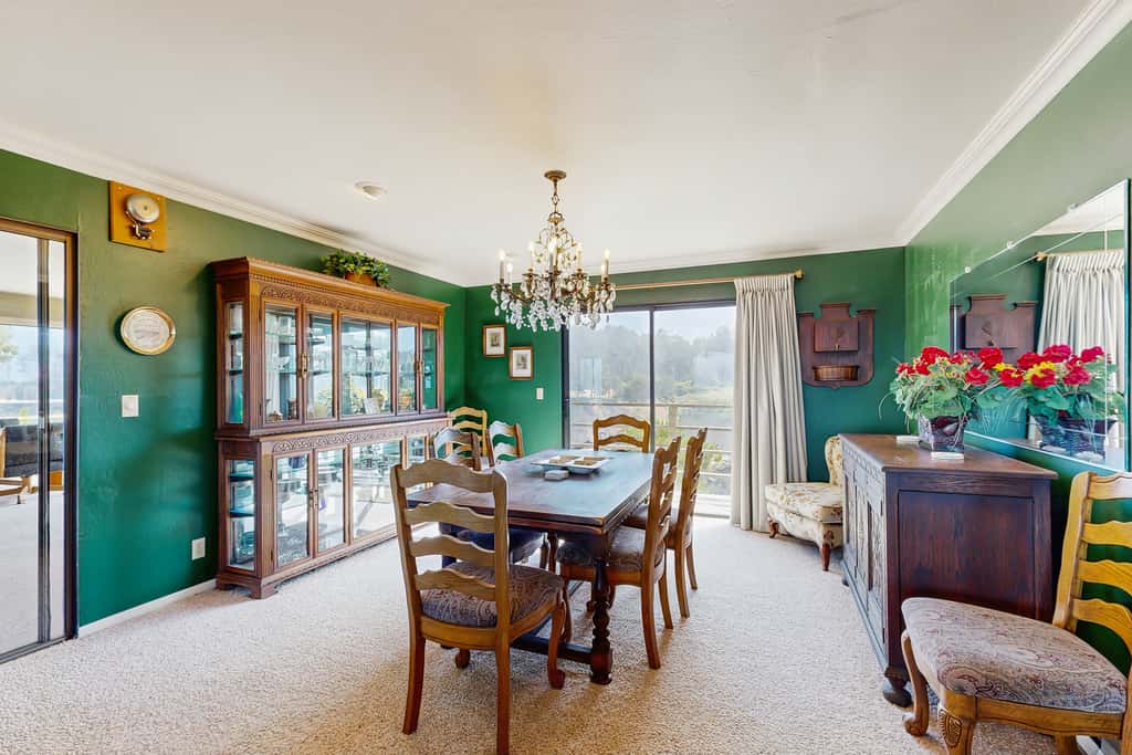 Oceanfront Home - Stunning Views & Private Hot Tub