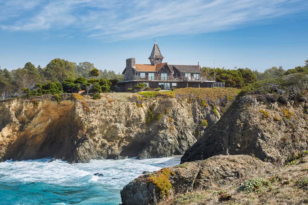 Oceanfront Home - Stunning Views & Private Hot Tub