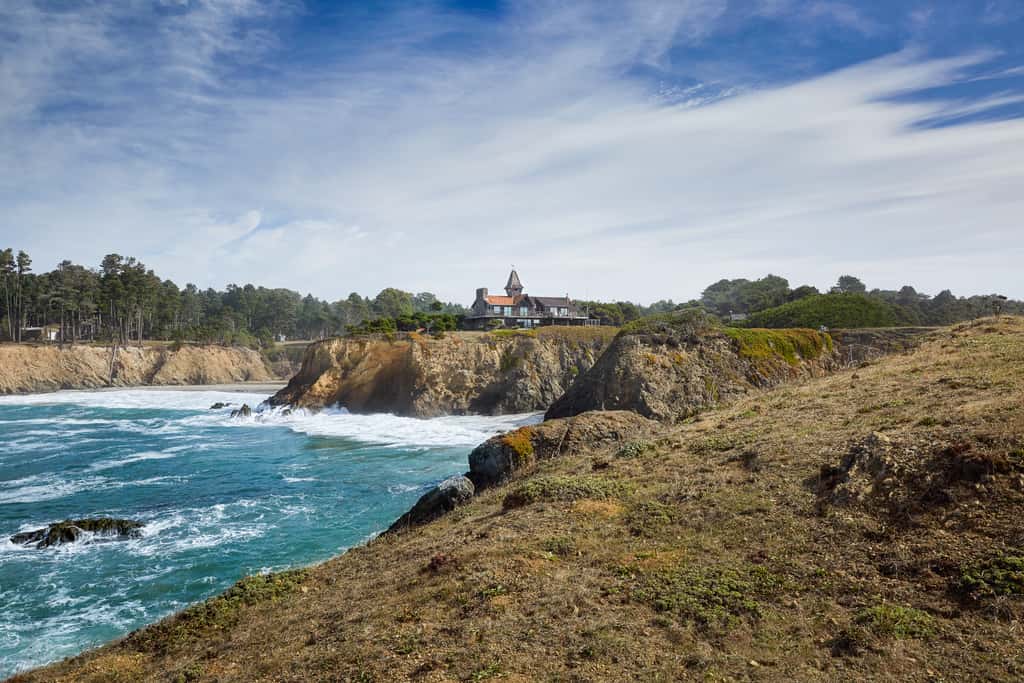 Oceanfront Home - Stunning Views & Private Hot Tub