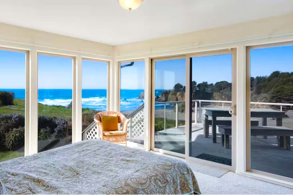 Oceanfront Haven - Hot Tub & Private Beach Access