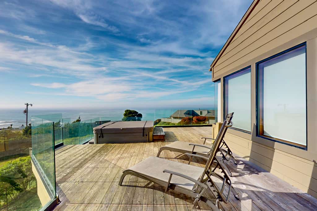 Friederichs' Beach House
With a private hot tub, a gorgeous outdoor deck, and an enviable location overlooking the Pacific Ocean, this three-bedroom Manchester vacation home is the perfect destination for guests in search of coastal tranquility. Beautifully secluded in the small town of Manchester in Northern California, this two-level home is 24 miles north of Gualala, 26 miles south of Mendocino, and only a quarter-mile from the wild and rugged ocean beach.
