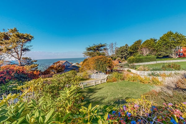 Headlands Cove - Main House