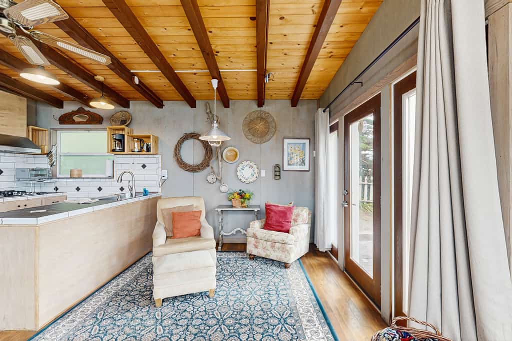 Headlands Cove - Artist's Studio