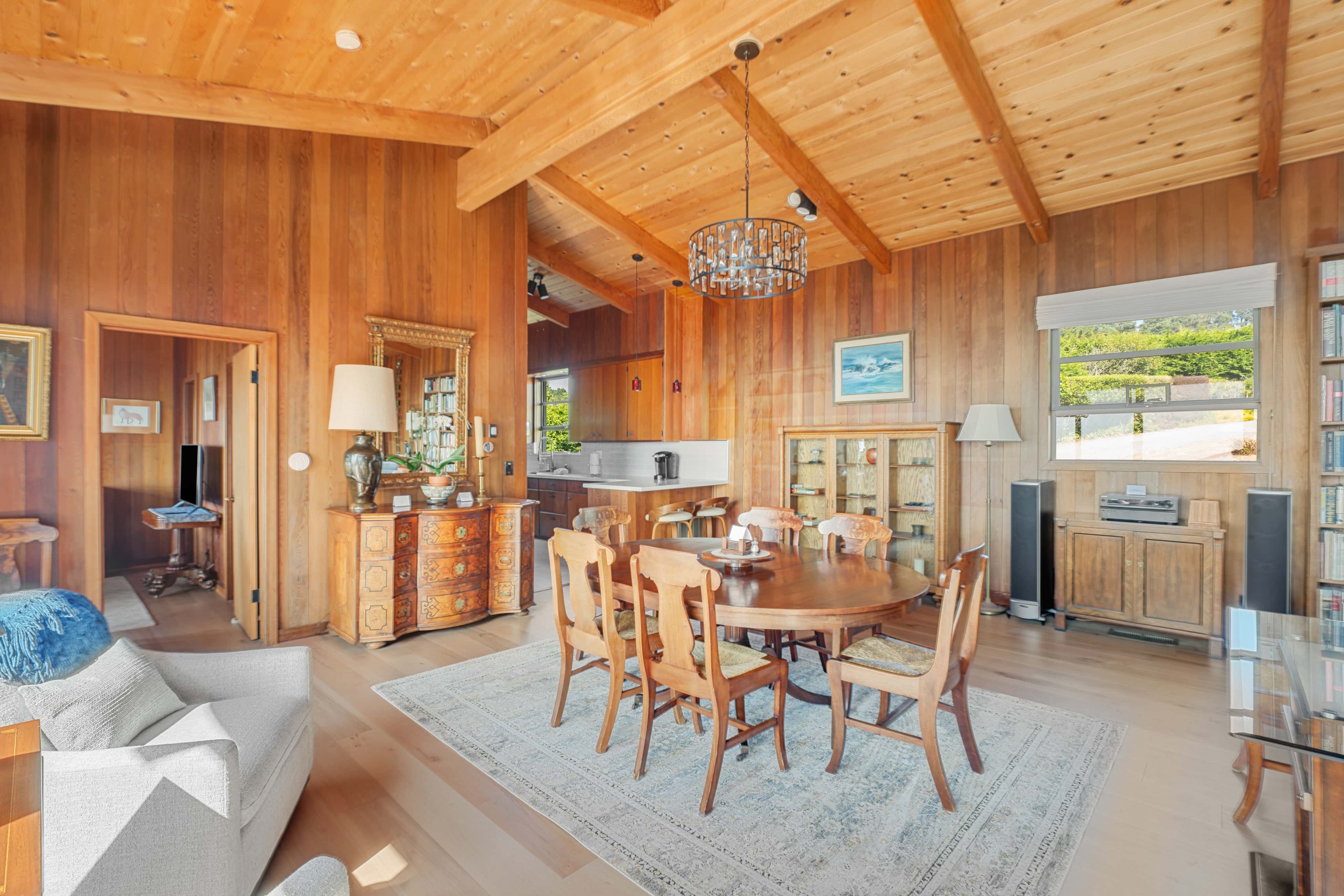 Large Mendocino Oceanfront Home - Walk to Trails