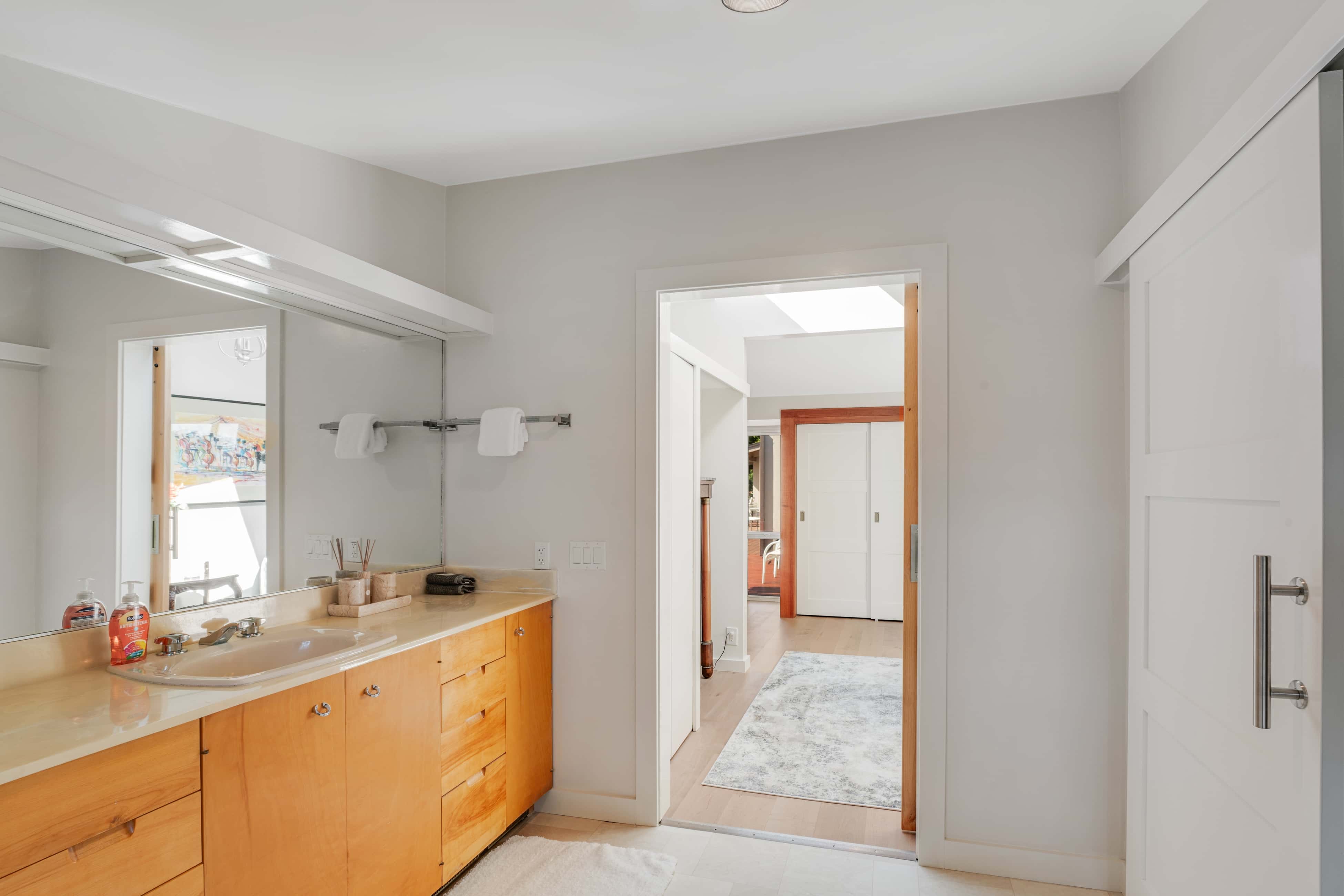 Large Mendocino Oceanfront Home - Walk to Trails