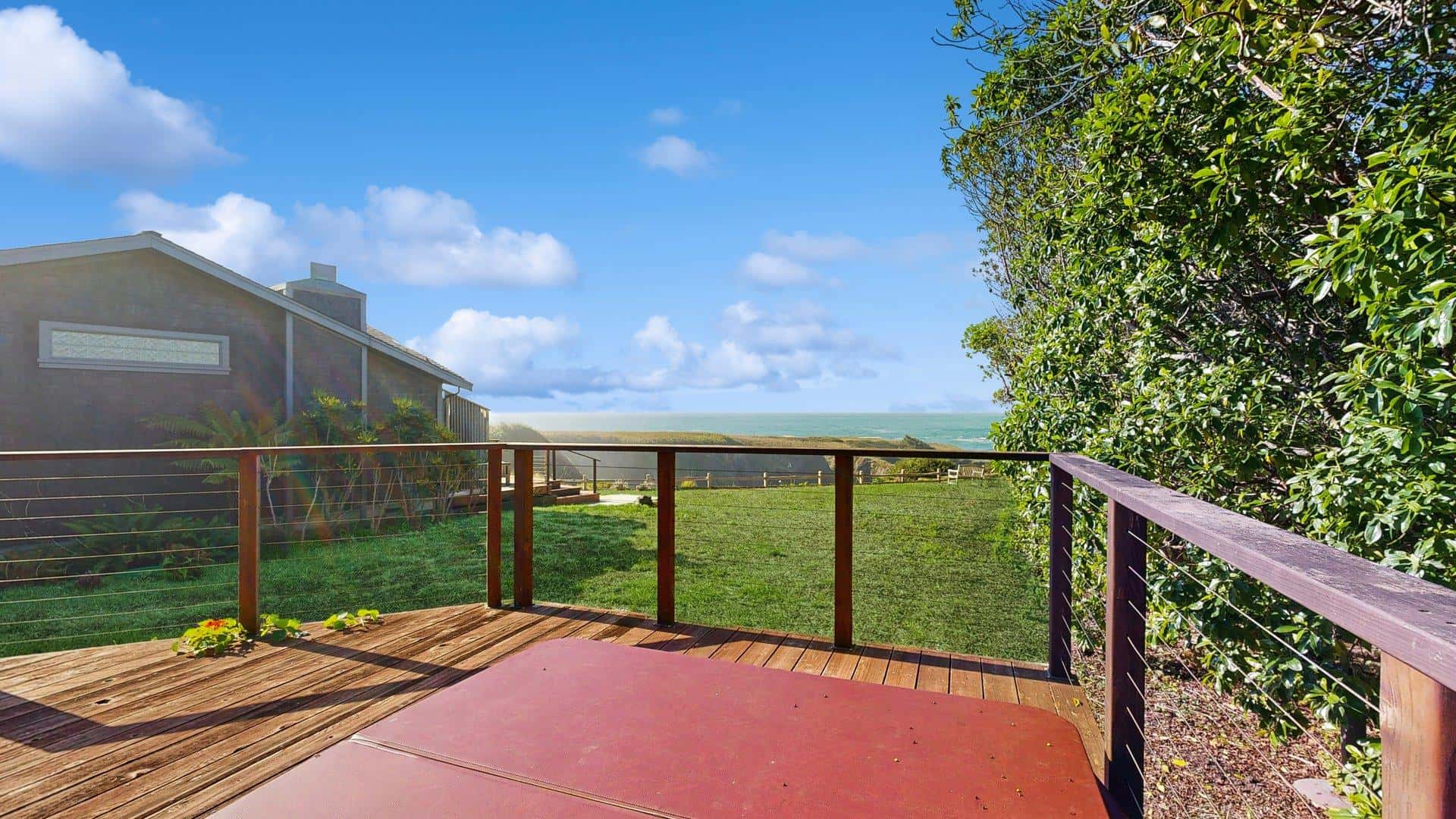 Oceanfront cottage with beach views & deck