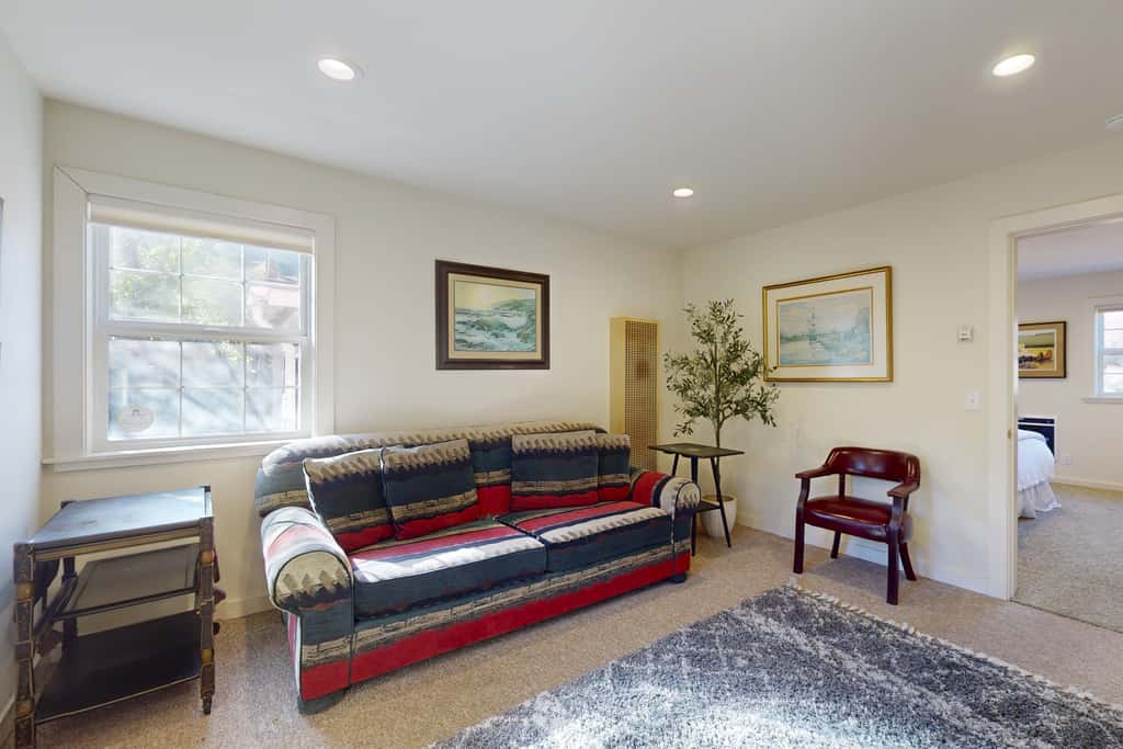 Prime Mendocino Retreat with Hot Tub & 2 Kitchens