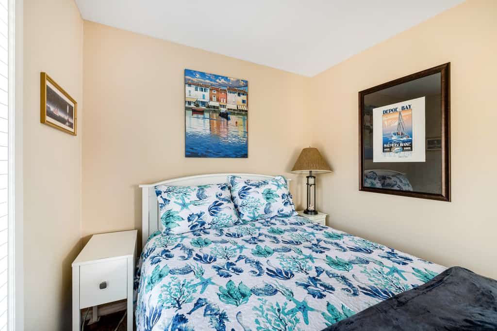 Captain's Quarters - Coral Reef Cabin