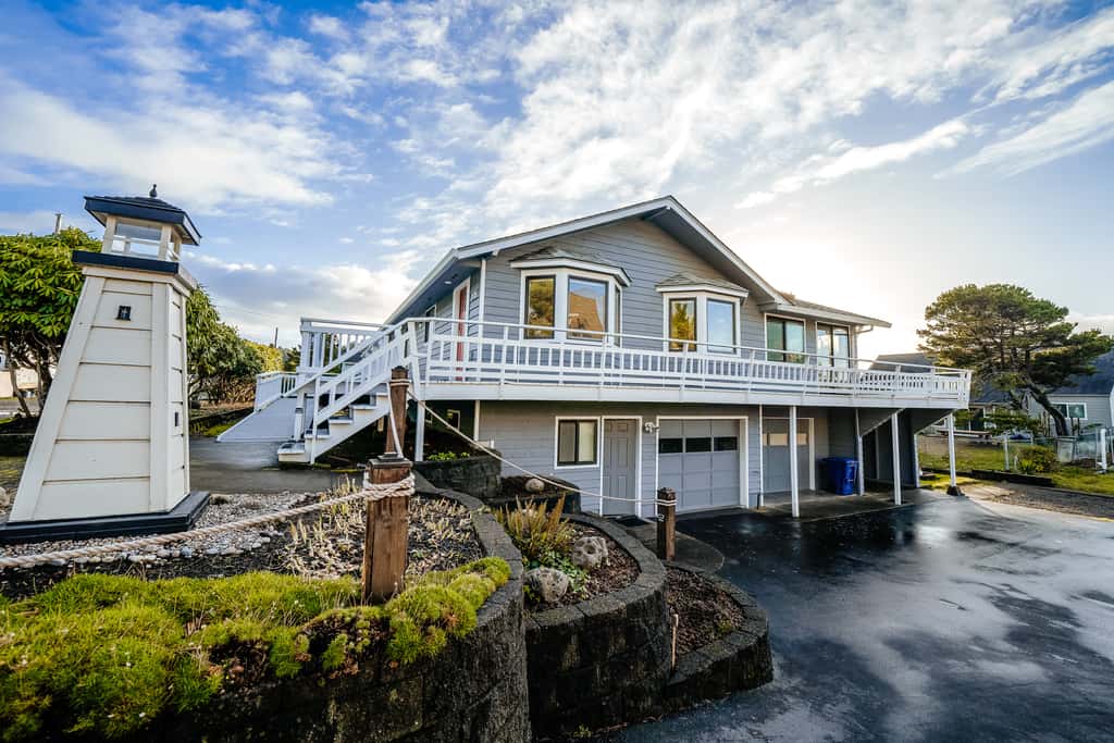 Homey dog friendly house with partial ocean views gas fireplaces and gas grill