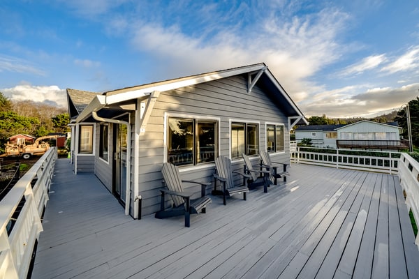 The Chinook House
