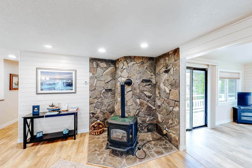 Homey dog friendly house with partial ocean views gas fireplaces and gas grill