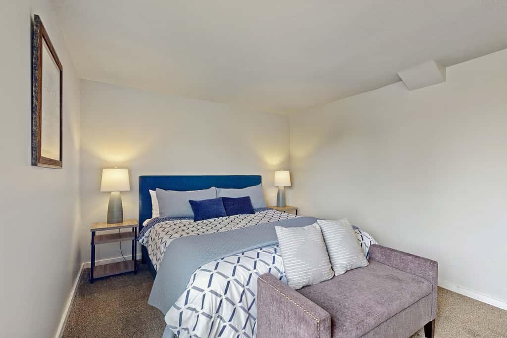 Spectacular Dog Friendly Home with Panoramic Views Free WiFi Game Room Yard
