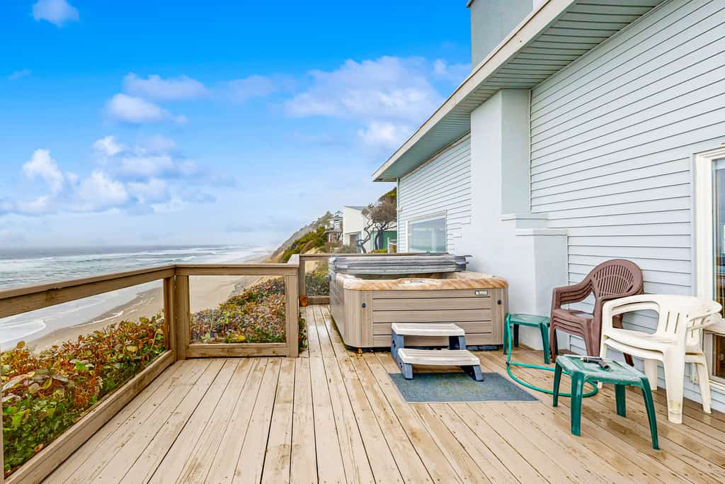 Gleneden BeachFront Getaway