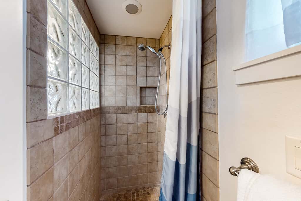 Oceanfront Beach Getaway with Amazing Views | Walk to the Beach