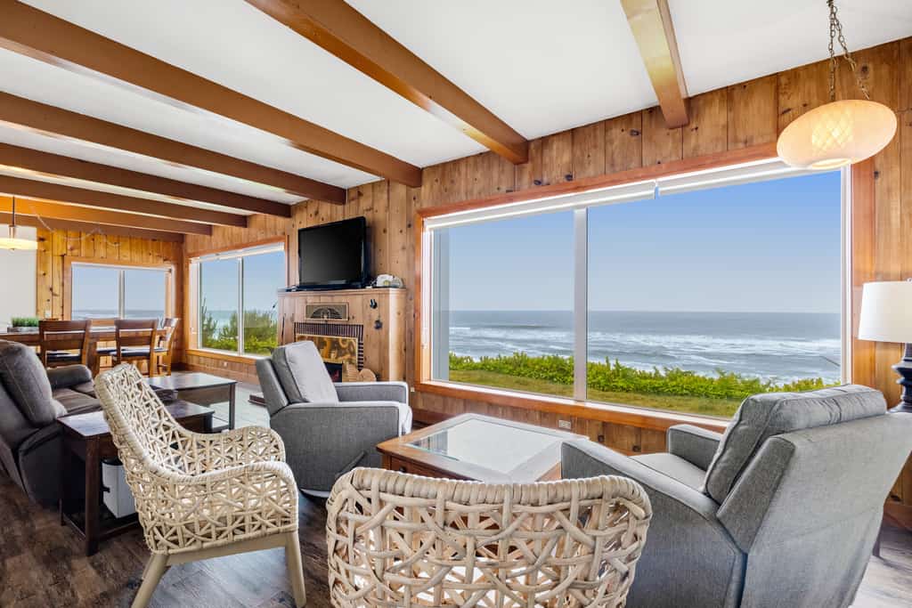 Sea Castle BeachFront Getaway