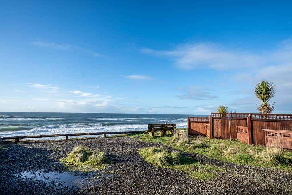 Oceanfront house steps to beach with private hot tub firepit and spectacular view