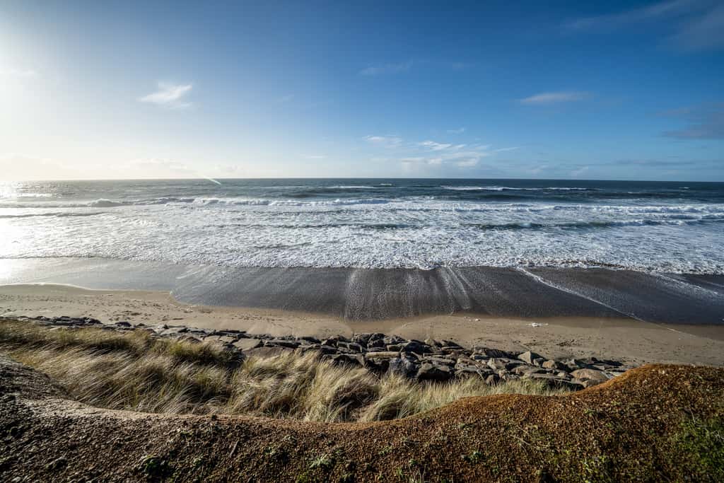 Oceanfront house steps to beach with private hot tub firepit and spectacular view