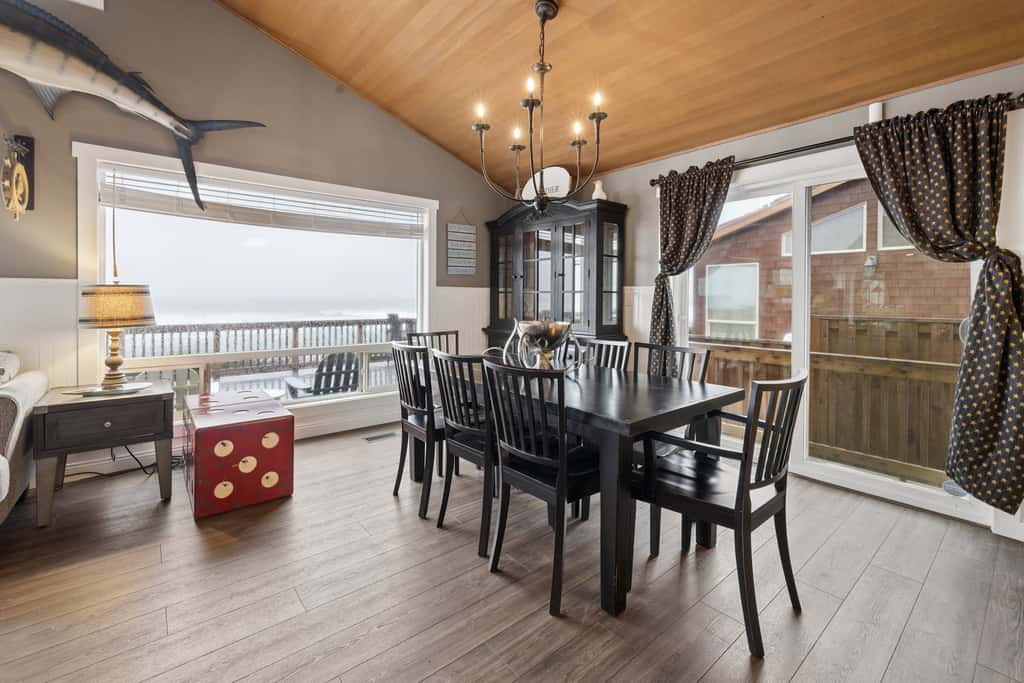 Oceanfront dog friendly house with deck private hot tub and stunning views
