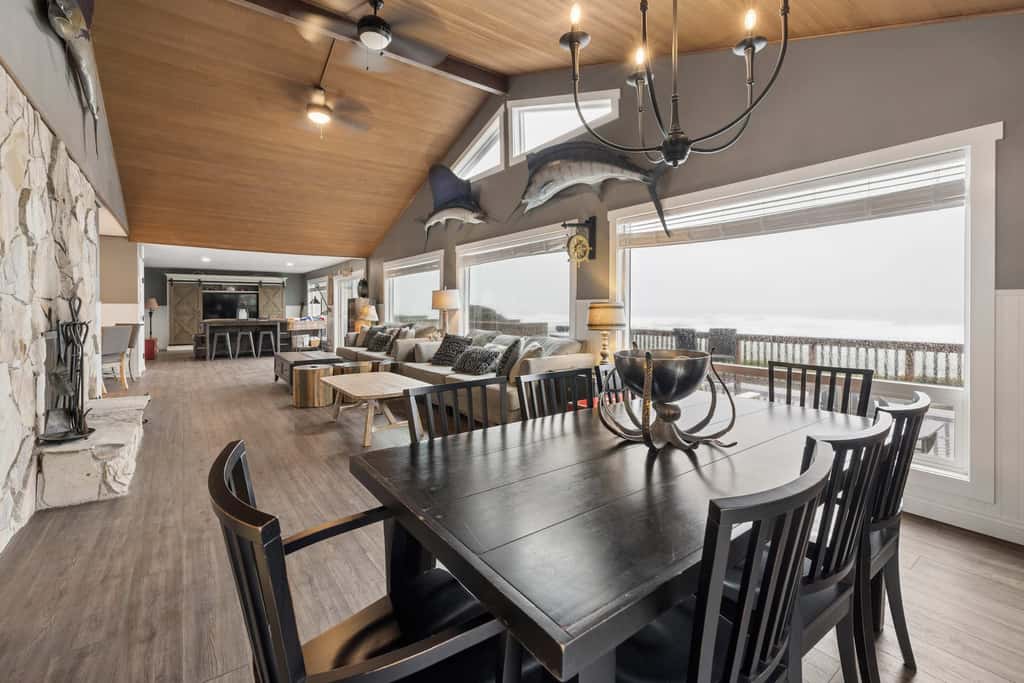 Oceanfront dog friendly house with deck private hot tub and stunning views