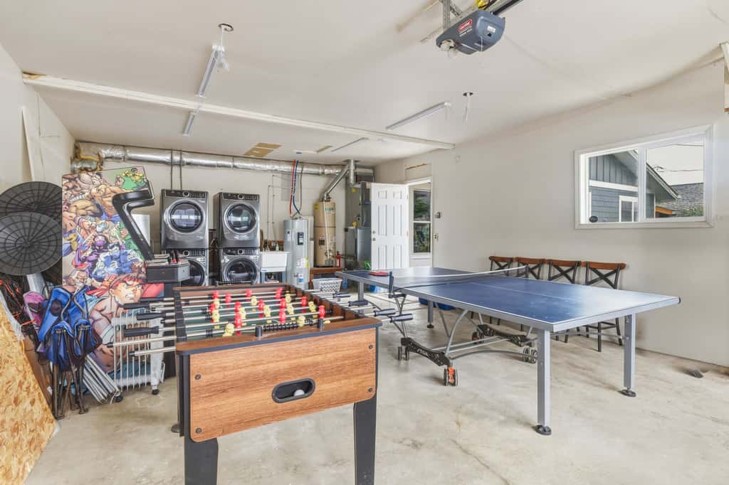 Oceanfront dog friendly house with deck private hot tub and stunning views
