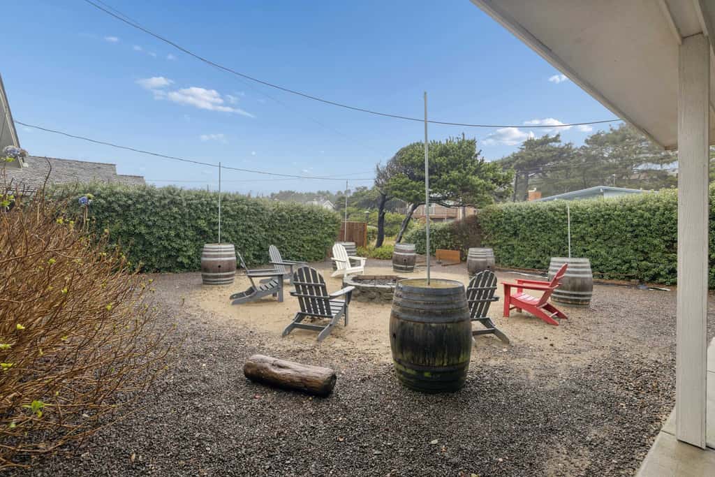 Oceanfront dog friendly house with deck private hot tub and stunning views