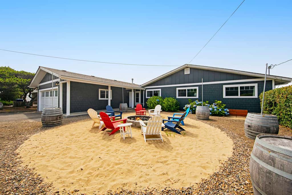 Oceanfront dog friendly house with deck private hot tub and stunning views