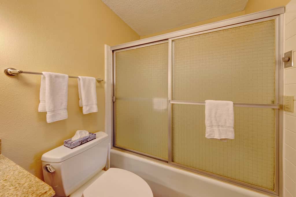 Lovely oceanfront condo with sweeping water views and balcony