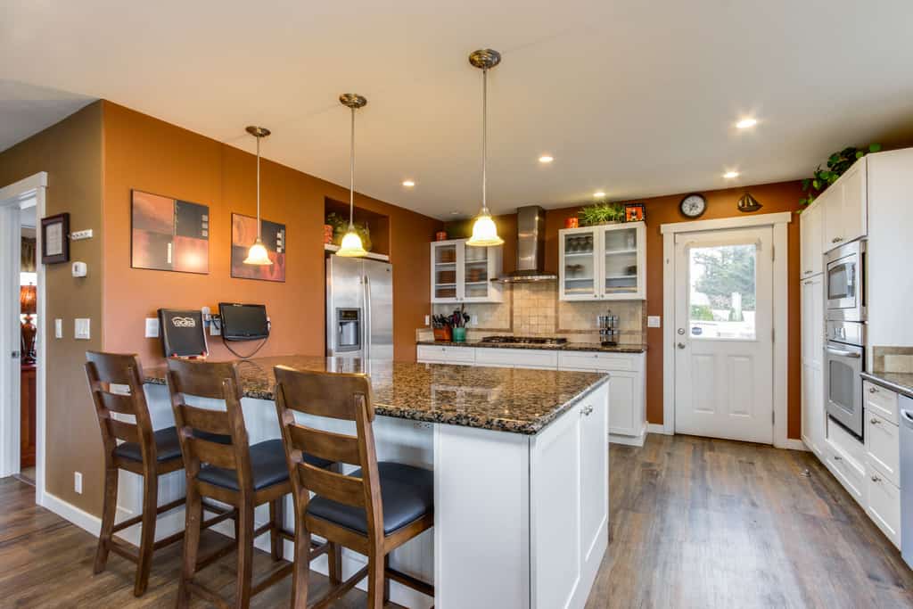 Crystal Rose Luxury Home and Cottage