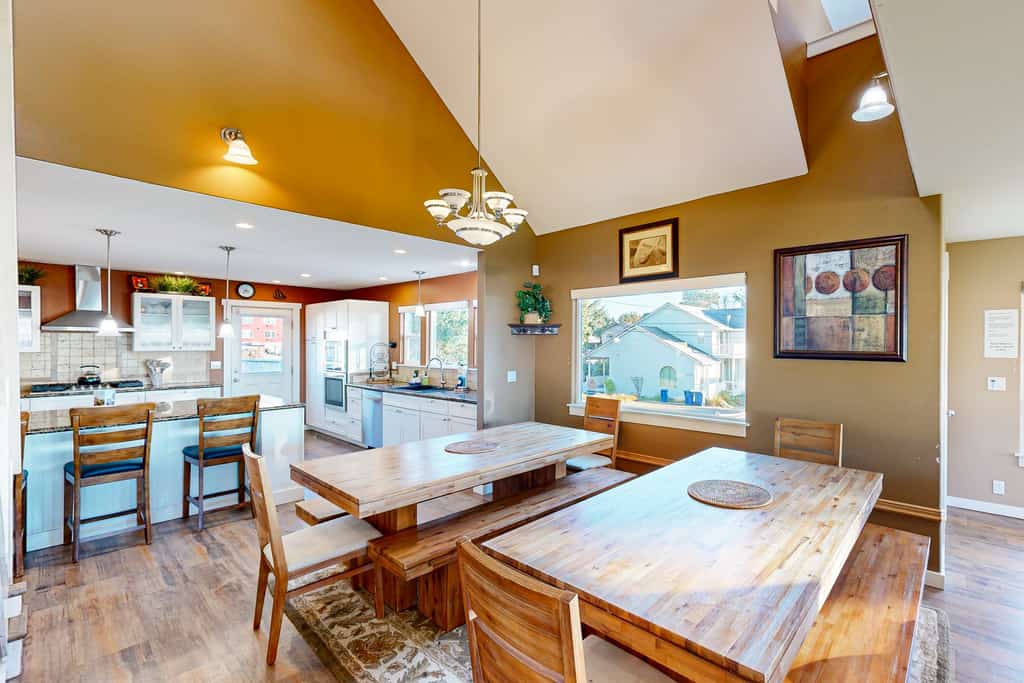 Crystal Rose Luxury Home