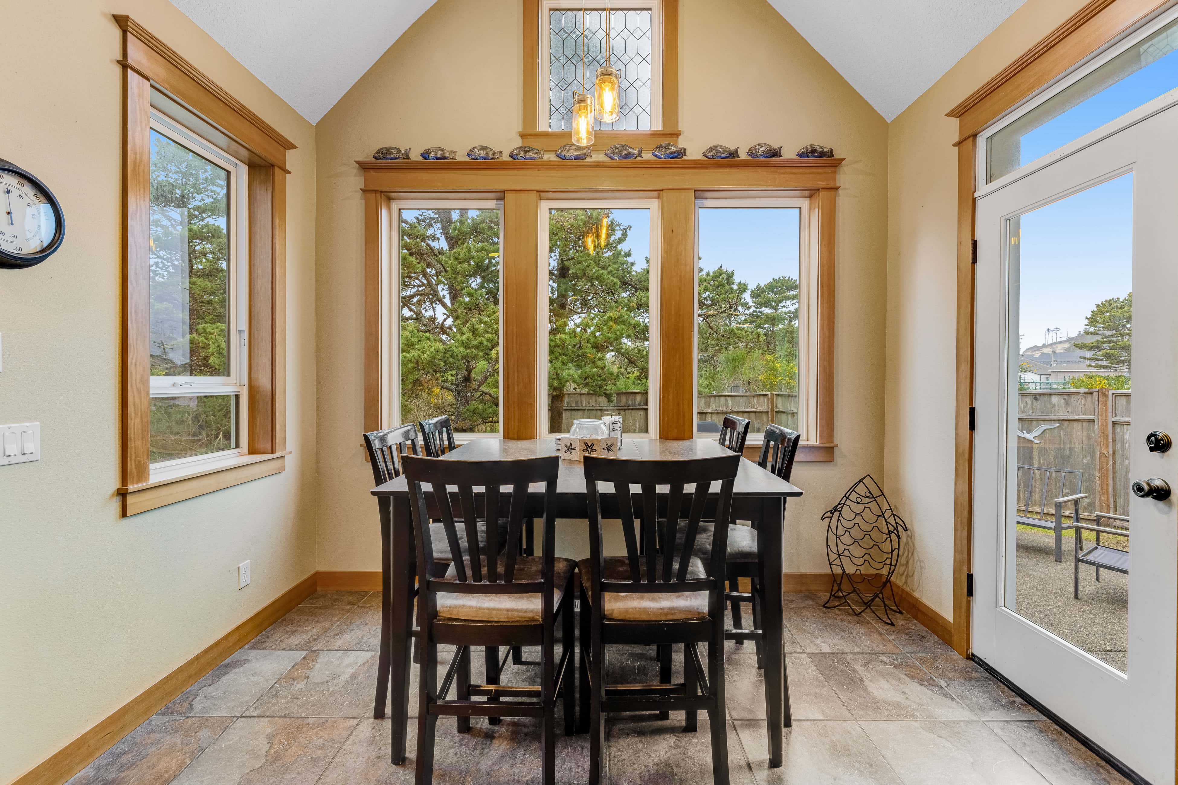 Dog friendly coastal retreat with a game room patio grill jetted tub and with D